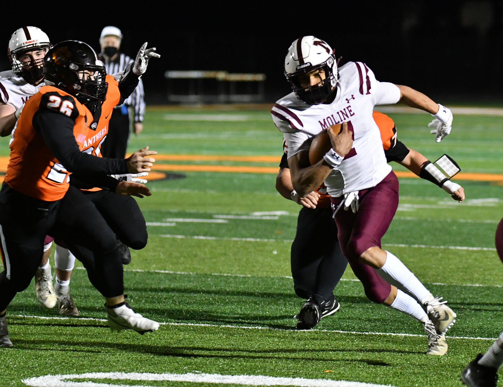 040221-qc-spt-moline-ut fball-061